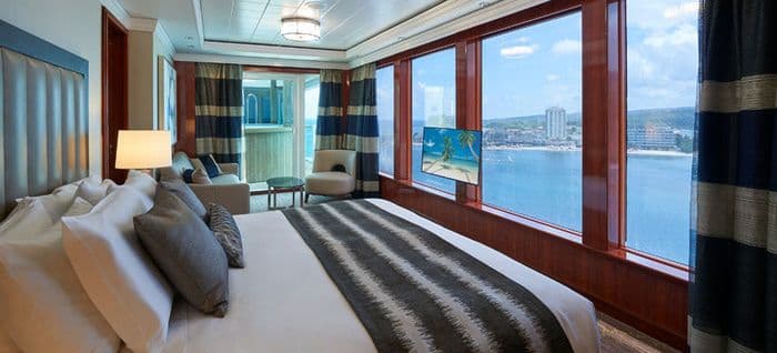 Norwegian Cruise Lines Norwegian Jade Accommodation Haven Villa 2.jpg